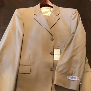 Jones New York Tan Herringbone Suit